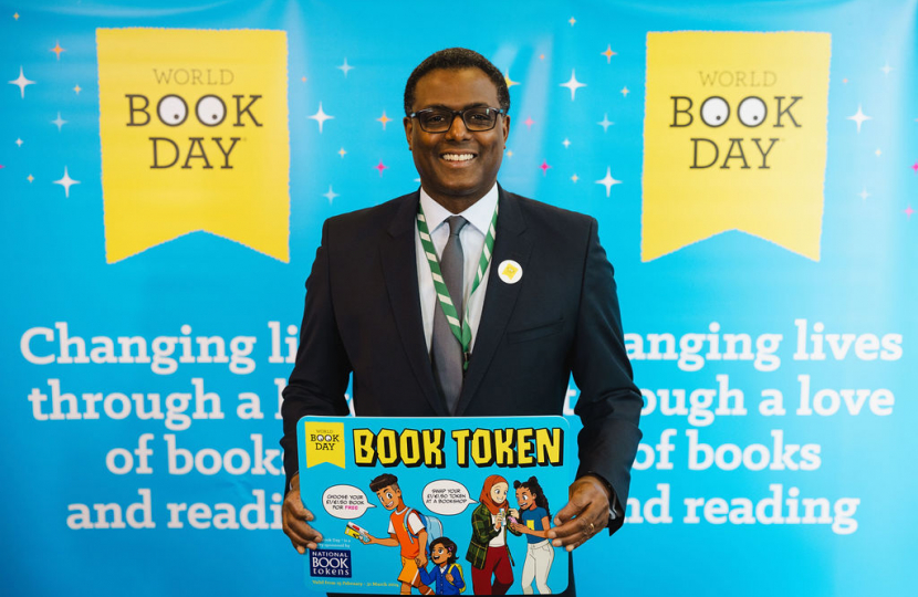 Darren Henry MP celebrating World Book Day